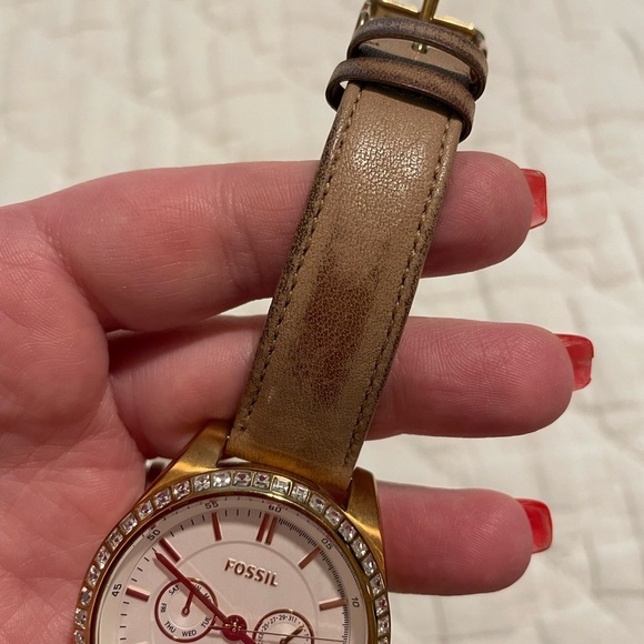 Fossil Watch - Picture 4 of 10